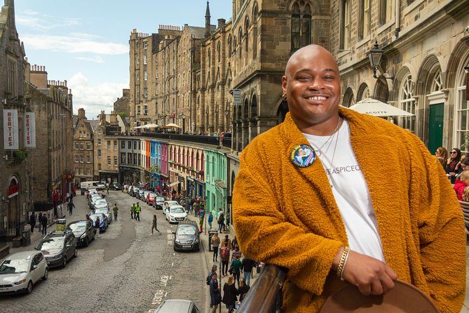 Best Edinburgh Photoshoot Experience - Victoria Street: from film inspiration to real street textures