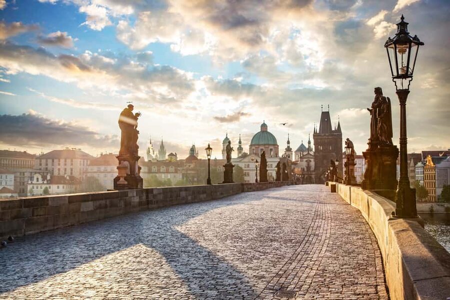 Bratislava: Prague & Brno Photography Tour with Transfer - Free time and self-directed shooting: how to make it count