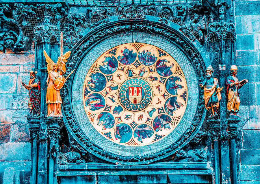 Bratislava: Prague & Brno Photography Tour with Transfer - Transport comfort and rules that affect your day