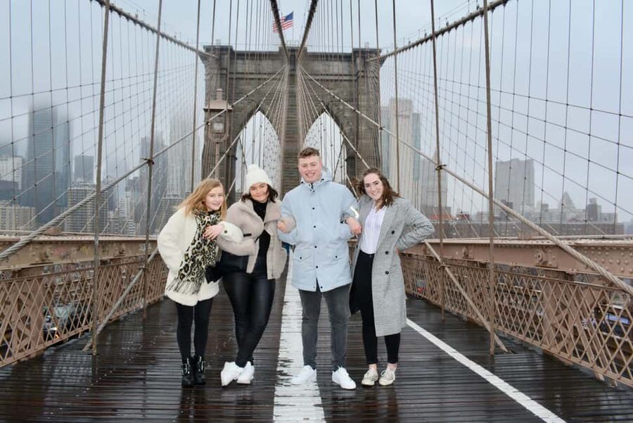 Brooklyn Bridge & Neighborhoods – 2-Hour Photo Shoot Tour - Price and Value for a Private Group Up to Two