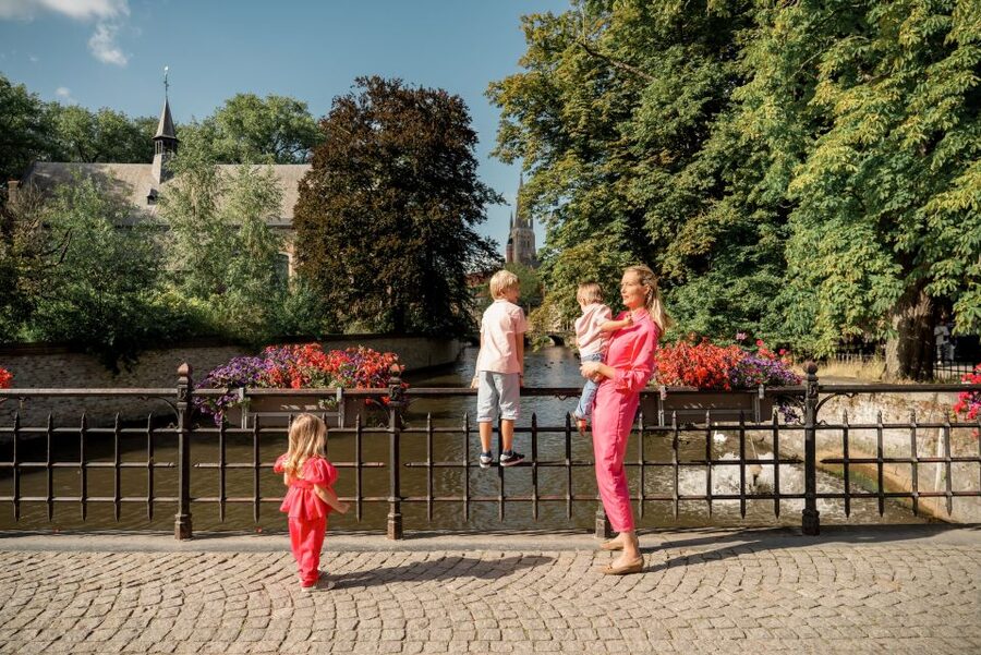 Bruges : Your private 30min. photoshoot in the medieval city - Why a private 30-minute Bruges photoshoot makes sense