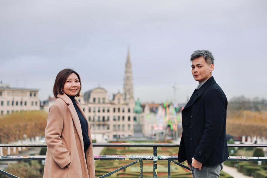 Brussels City Photoshoot With a Professional Photographer - Posing help, weather-proof planning, and outfit ideas