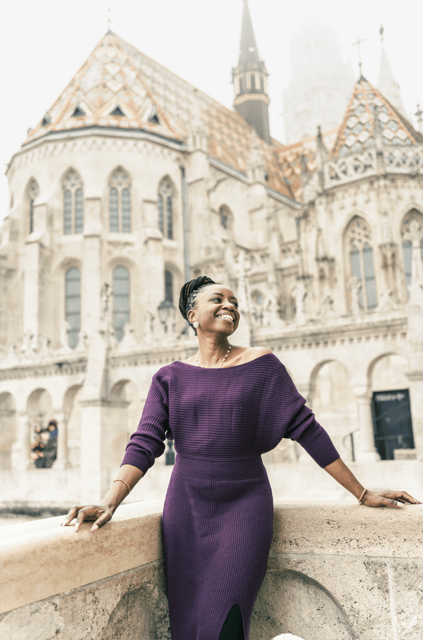 Buda Castle: Private photoshoot with a local guide - Timing and how to choose morning vs night