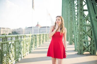 Budapest photoshoot&sightseeing - Szechenyi Lanchid: where your posing meets the Danube
