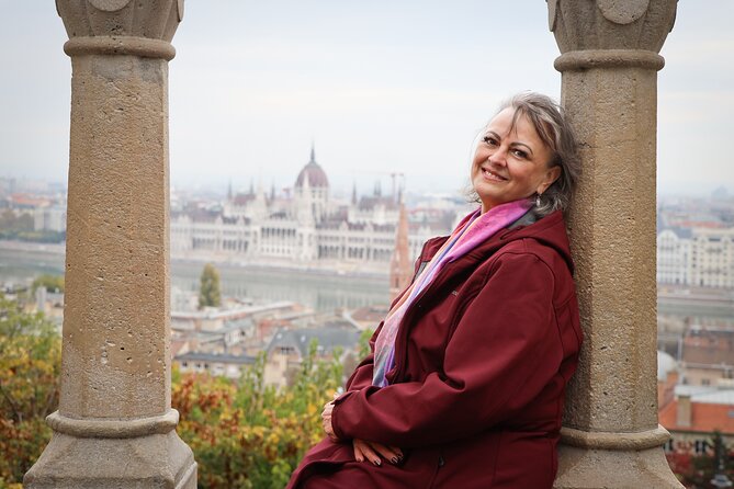 Budapest Private Guided Tour with Photoshoot - Small(2hrs) - Hungarian Parliament Building at the finish: where your photos land the hardest