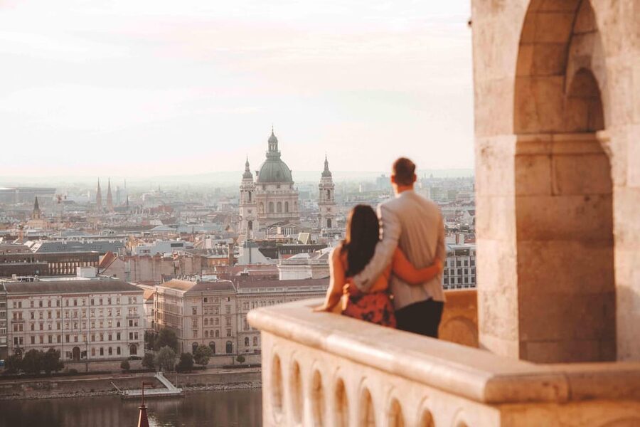 Budapest: Private Photoshoot & Sightseeing - Key Points You’ll Care About