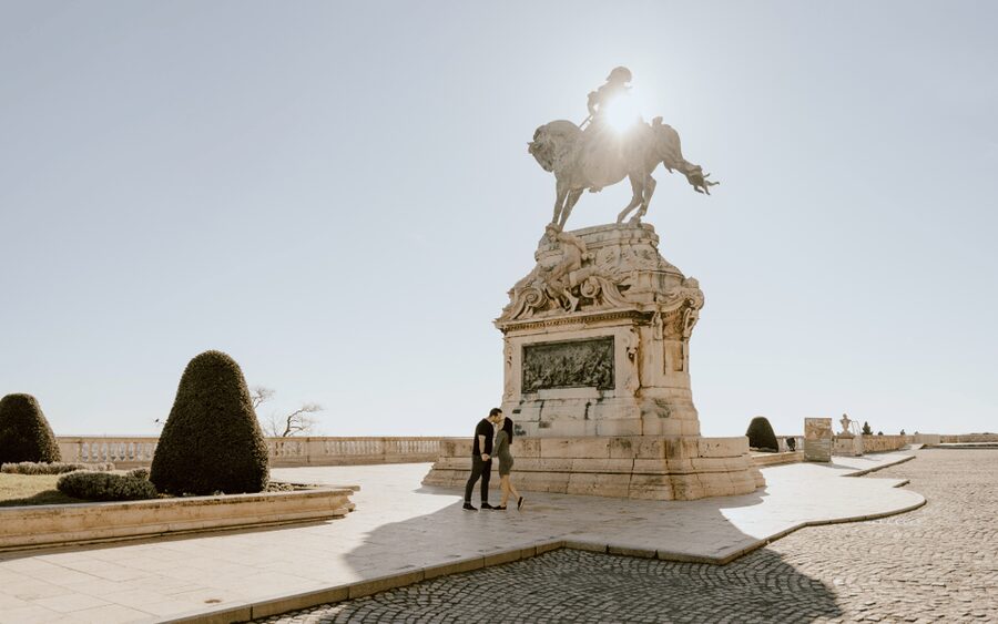 Budapest: romantic photoshoot at Buda's iconic sightseeings - What you actually get: 40 edited photos in 2–5 days