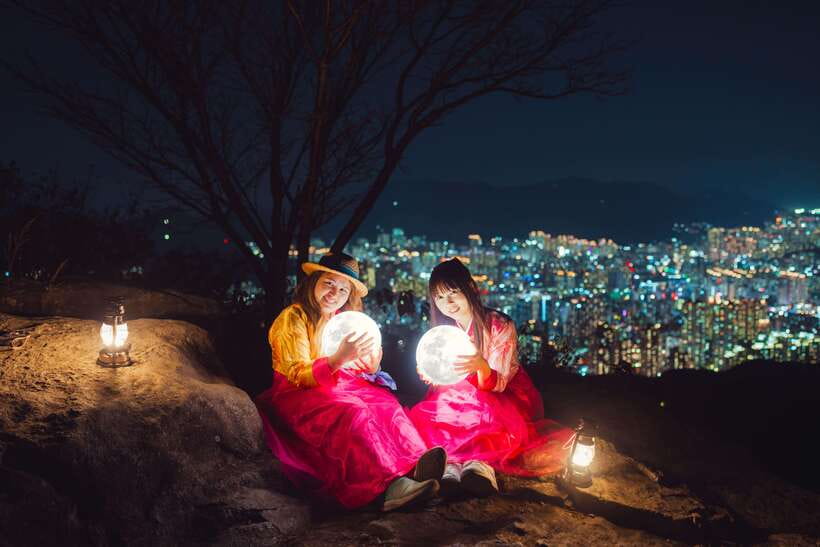 Busan: Night Small Group Photo Tour (Max 7) - Transport, timing, and the real-world flow of the evening
