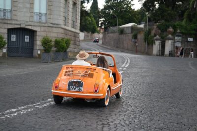 Cabriolet Vintage Fiat 500 City tour with Photoshoot - Your first big photo moment: the Colosseum stop