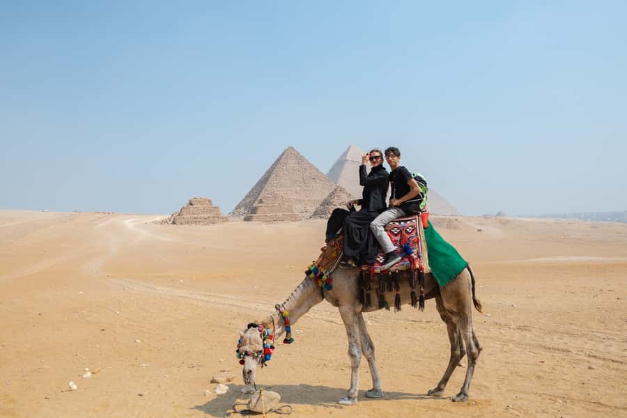 Cairo: Private Half-Day Pyramids Tour with Photographer - Hotel Pickup in Cairo/Giza and the Drive to the Plateau
