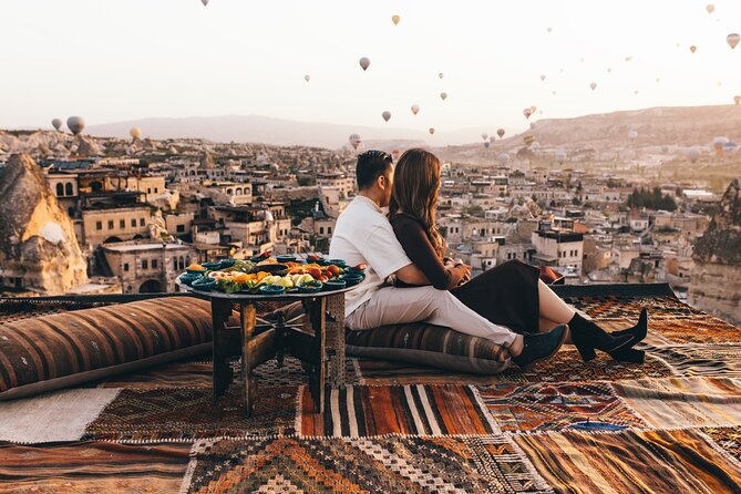 Cappadocia Photo Shoot (Cappadocia Photographer) - What happens after the shoot: phone transfer vs Google Drive or WeTransfer