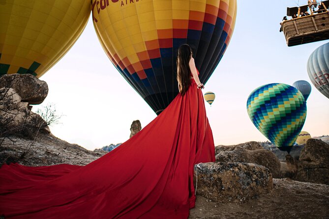 Cappadocia Private Photo Shoot Experience with Hotel Pickup - Photographer support: comfortable posing and the little timing tricks