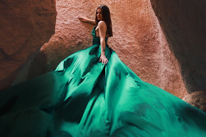 Cappadocia Private Photo Shoot with Flying Dress & Hotel Pickup - The “moving between photo locations” approach