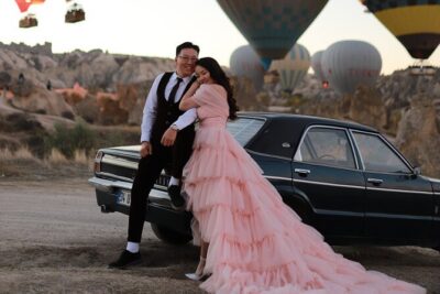 Cappadocia Private Photo Shoot with Flying Dress & Vintage Car - Flying dress portraits: the fun part with real direction