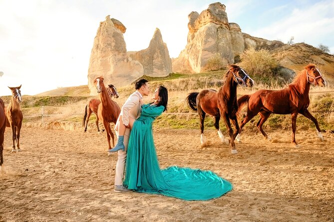 Cappadocia Running Horses Photoshoot with Private Pickup - Arriving at the Ranch: Posing Direction and Trainer Coordination