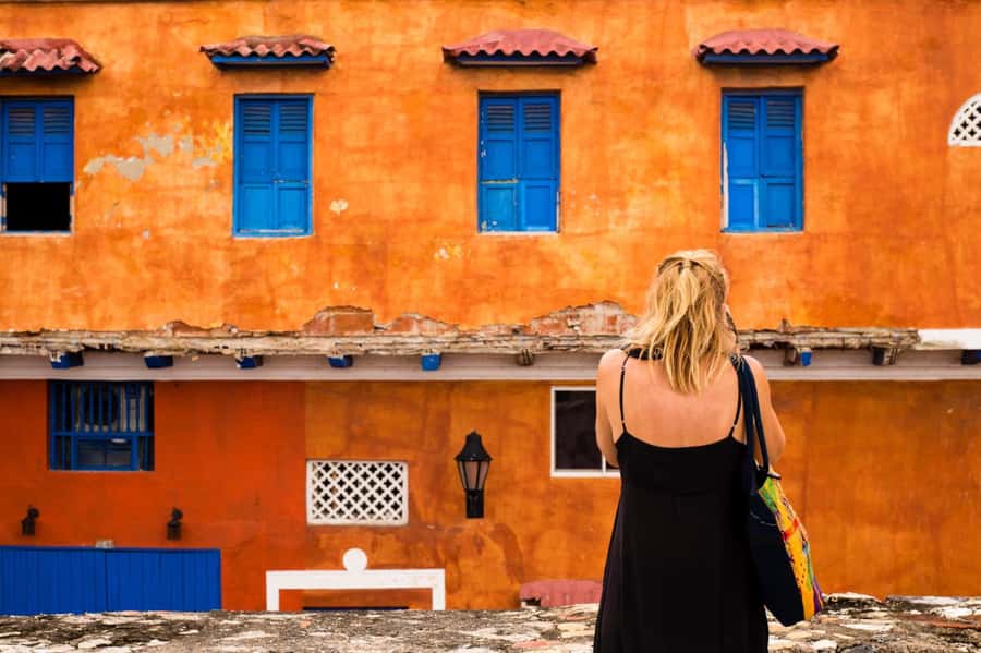 Cartagena: Photography Workshop Tour - Getsemaní street work: documentary energy, portraits, and fashion angles
