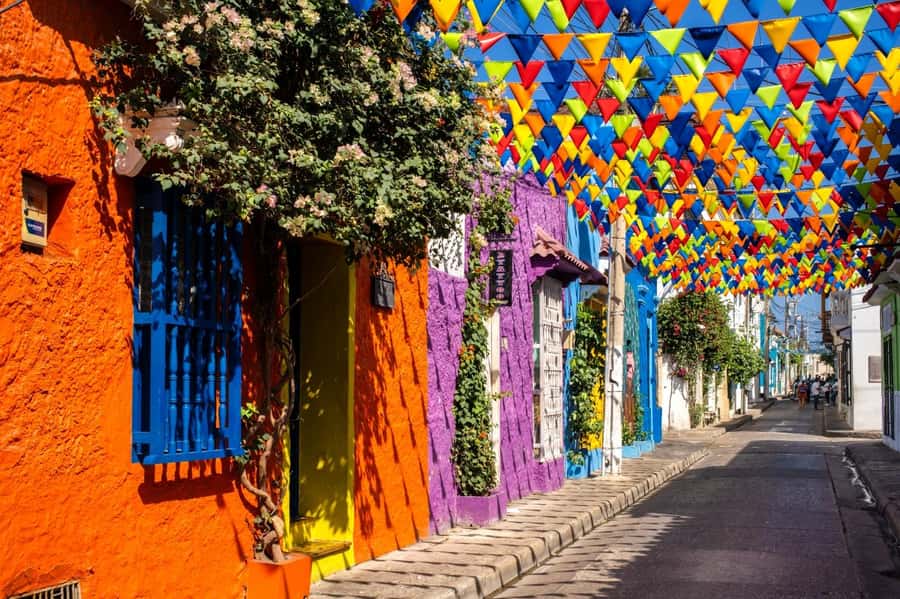 Cartagena: Photography Workshop Tour - The Historic Center: architecture and wide-view compositions that feel planned