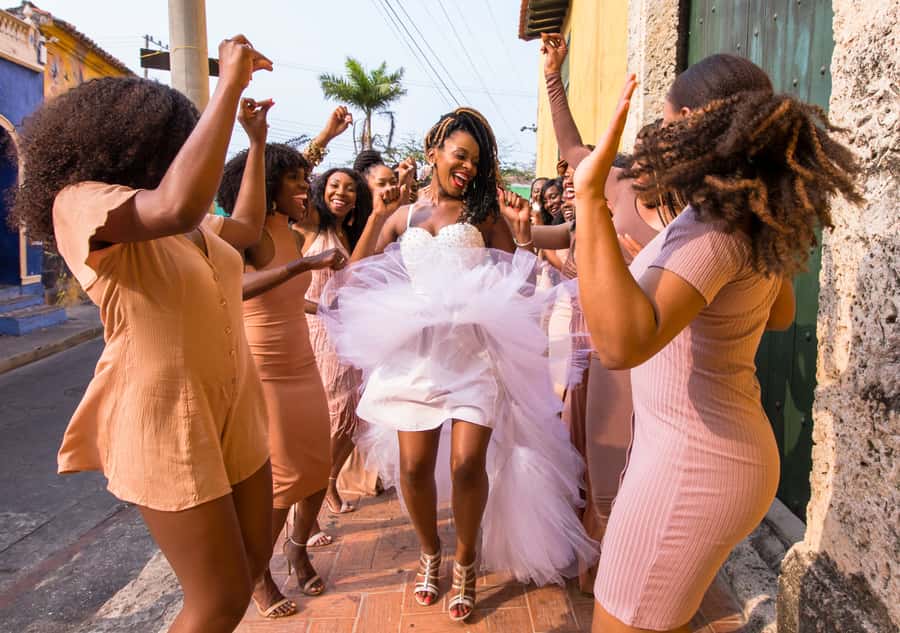 Cartagena Travel Memories: A cover magazine Photo Shoot - Should you book this Cartagena cover-style photoshoot?