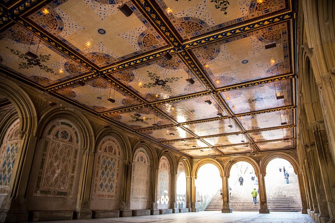 Central Park Photography Tour with Local Photographer - The Met and American Museum of Natural History: getting NYC scale in your photos