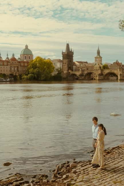 Cinematic Photoshoot Experience in Prague - Rudolfinum and Old Town Square: The Baroque and Gothic Backdrop Effect