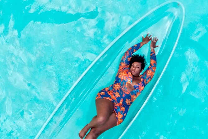 Clear Kayak Photoshoot+Free Cocktail Nassau, Bahamas - Who this is best for (and who should skip it)