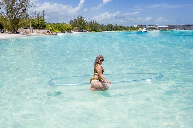 Clear Kayak Photoshoot in Montego Bay (Single) - Weight Limit and “Who Can Participate” in Plain English