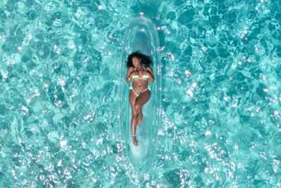 Clear Kayaks Drone Photoshoot in Nassau,Bahamas. - The 1.5-Hour Shoot: Poses, Paddling, and Drone Timing