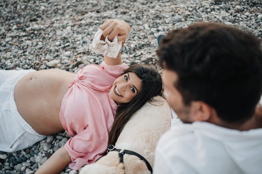 Click your Dream: Photography and Filmmaking services - Family moments: making room for real life