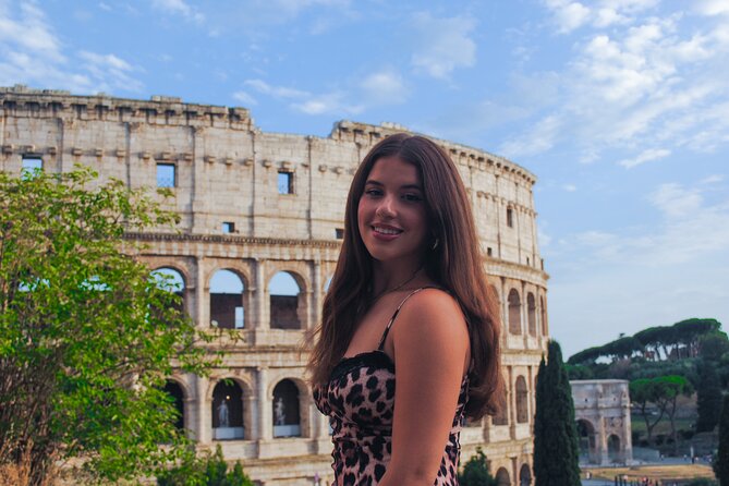 Colosseum Hosted Entry + Audio Guide & Pro Photoshoot (Arena Opt) - Inside the Colosseum: a self-guided walk with audio that actually helps