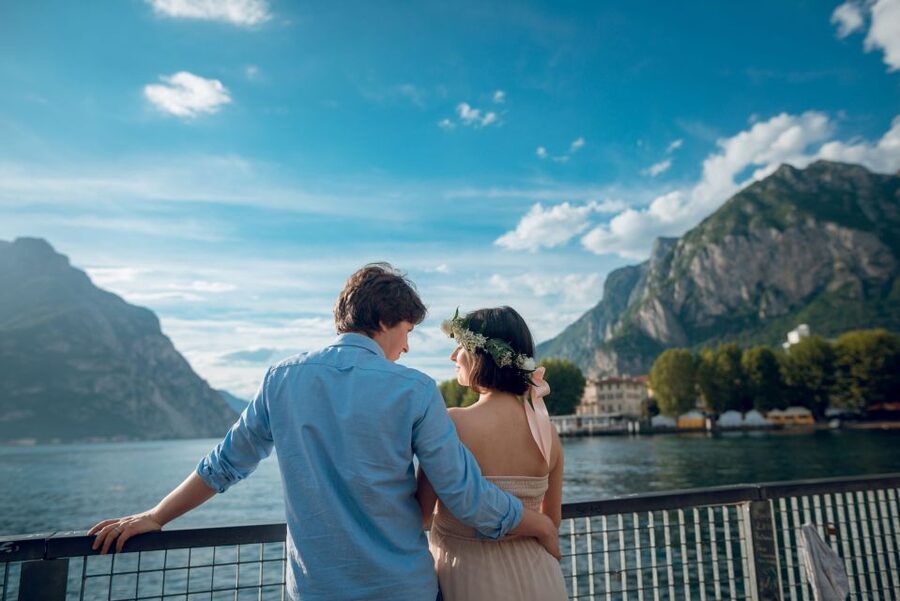 Como: Private Photoshoot with Post-Editing - Where to meet: the McDonald’s starting point (and how to spot your photographer)