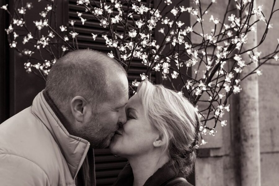 Copenhagen: Private and Professional Photo Shoot - Strøget Shopping Streets + King’s Garden Lunch Light