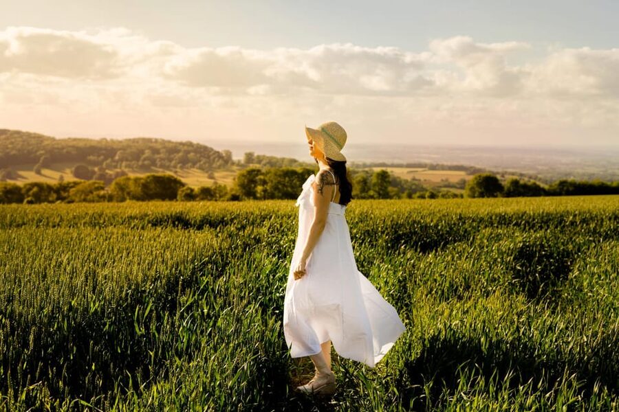 Cotswolds Village Private Car Tour and Photoshoot - Chipping Campden (45 minutes): quick charm, good walking shoes