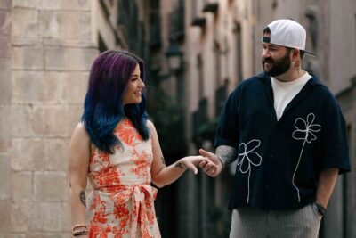 Couples Photoshoot Barcelona - Gothic Quarter stops: why the streets beat typical selfie locations