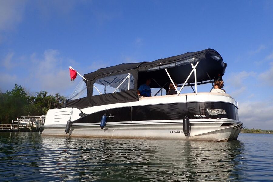 Crystal River: VIP Manatee Swim w/ In-water Photographer - What to do if the water is chilly or visibility is messy