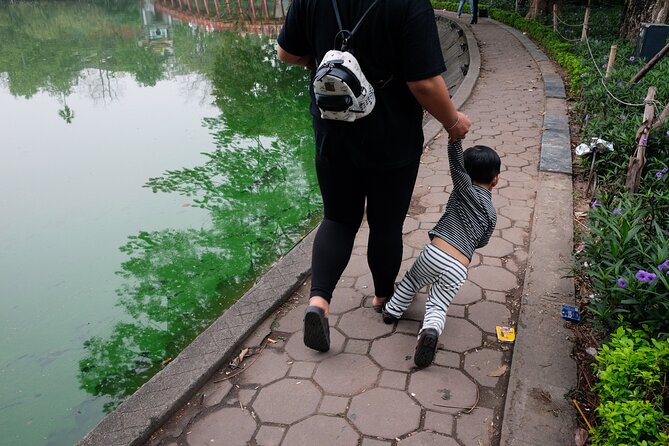 Cultural Hanoi Photo Walk - A Street Photography Tour - How the 2-Hour Pace Fits Real-Life Shooting