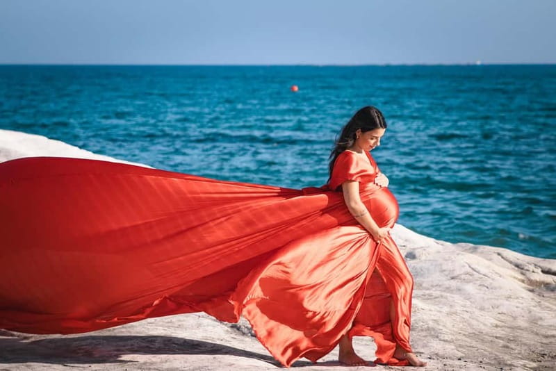 Cyprus: Private Photo Session with Professional Photographer - One hour of private, real-life photos in Limassol District