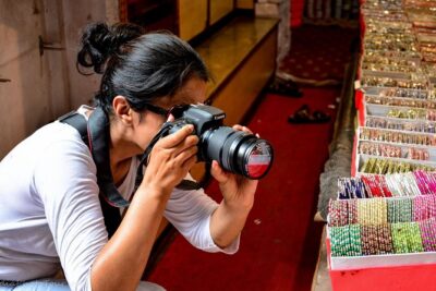 Delhi Street Photography Tour - Chawri Bazar Start: Where Texture and Light Meet a Market Crowd