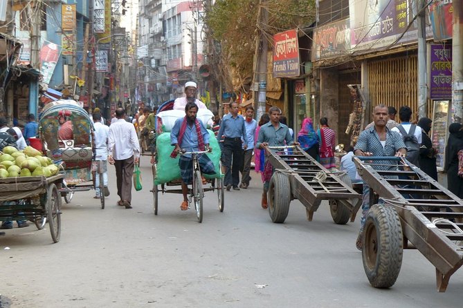 Dhaka Popular Street Photography Tour - Start at 11:00 am with pickup and a smart photography flow