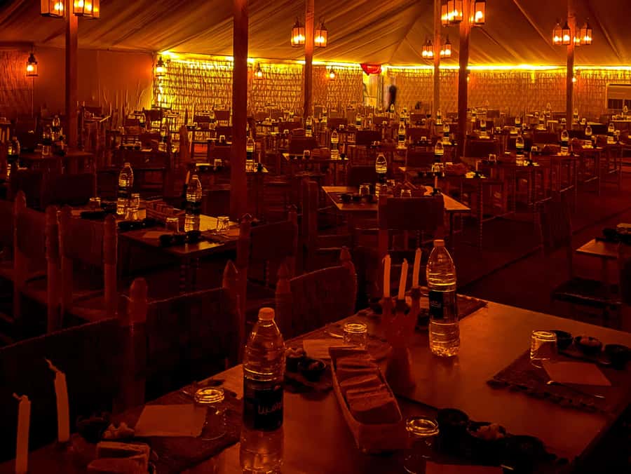 Dinner Show at Agafay desert & Traditional Outfit Photoshoot - Key points to know before you go