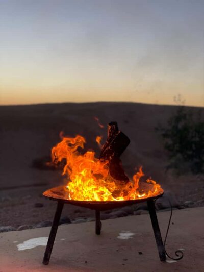 Dinner Show at Agafay desert & Traditional Outfit Photoshoot - Medina pickup and camp timing: what the 4 to 5 hours really feels like