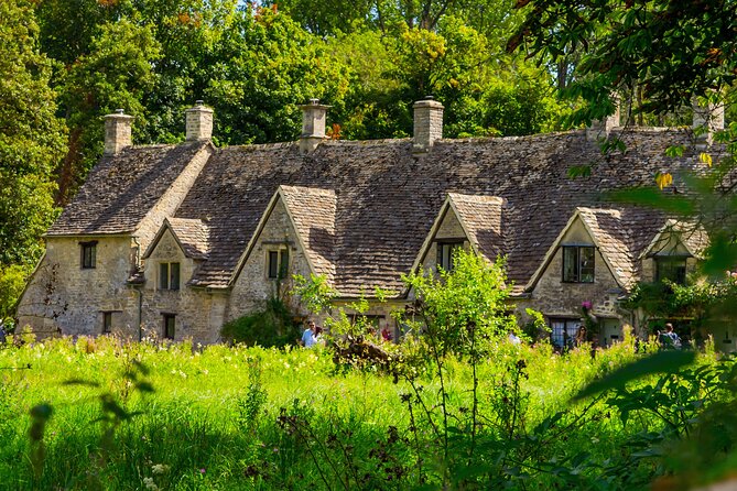 Discover the Secrets of the Cotswolds Private Tour Experience - Snowshill: A Photo-Ready Village Stop With a Dedicated Pace
