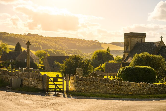 Discover the Secrets of the Cotswolds Private Tour Experience - Guide Style and Customization: The Difference Between Information and Noise