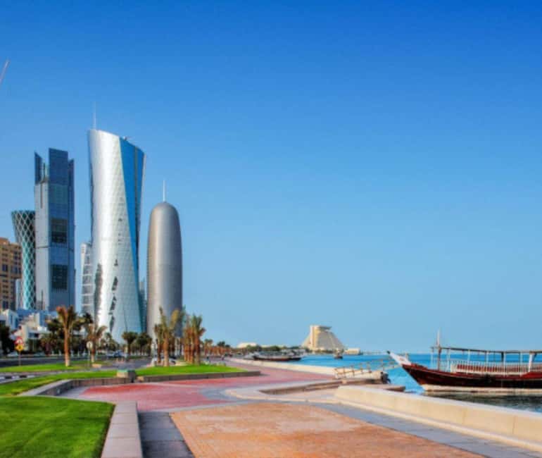 Doha: Iconic Spots & Hidden Corners Guided Photography Tour - A 3-hour photo walk that connects Doha’s waterfront, museums, and side streets