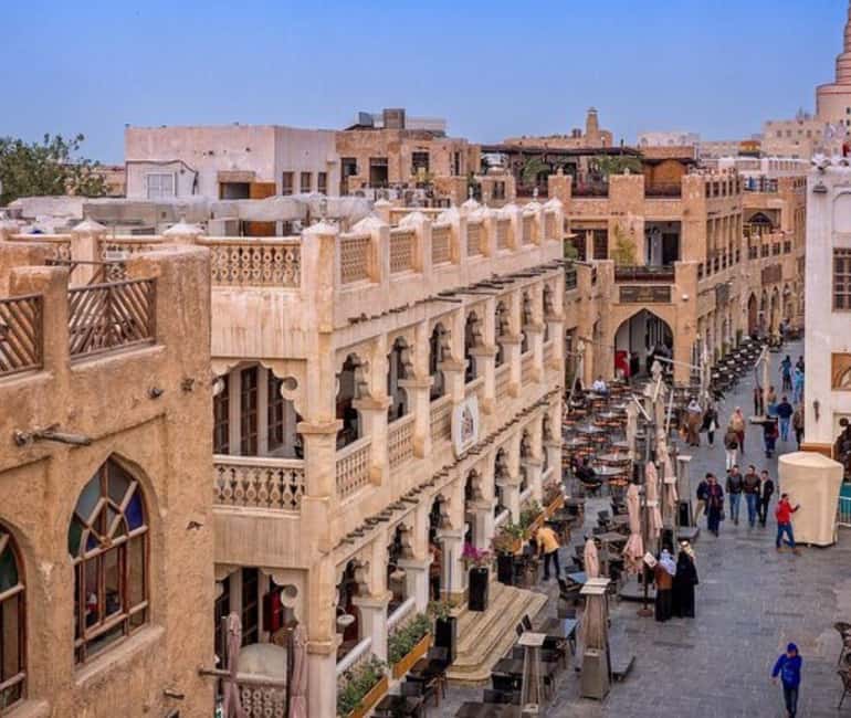 Doha: Iconic Spots & Hidden Corners Guided Photography Tour - Meeting up in Doha: pickup, small-group flow, and what to pack