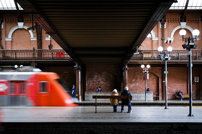 Downtown Photo Tour - Street, Portrait, and Architecture: What You’ll Practice While You Walk