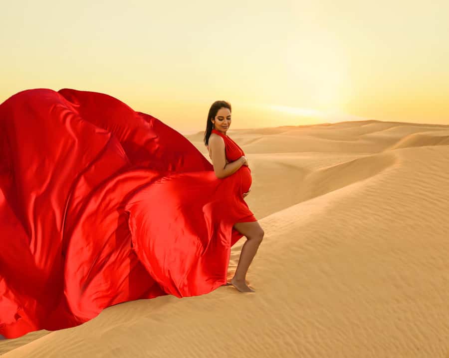 Dubai: Flying Dress Photoshoot Experience - Should you book Flying Dress Dubai with Floganza?