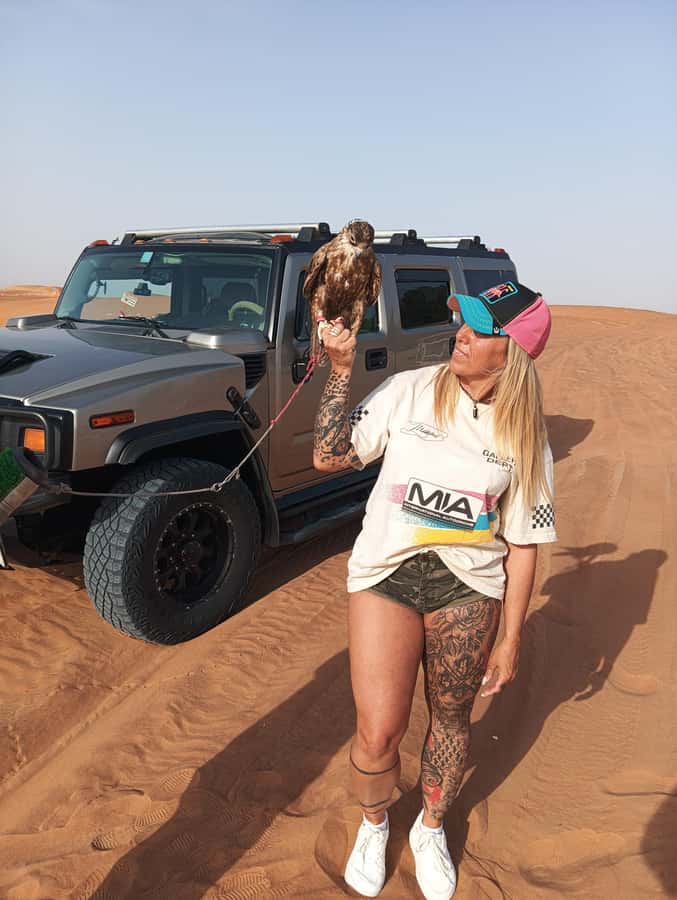 Dubai Hummer Safari Adventure & Traditional Dress Photoshoot - First Stop: Pickup, Timing, and the Desert Drive Mood