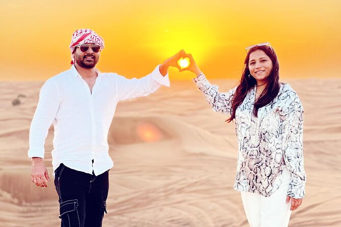 Dunes Safari Sandboarding and Photography in Desert - Camel Ride Twist: Short, Classic, and Photo-Friendly