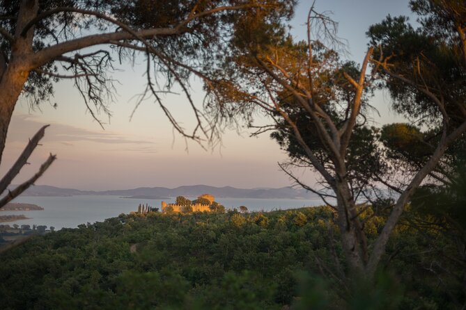 Easy guided eBike tour with photographer at Lake Trasimeno - A 3.5-hour Lake Trasimeno ride that fits real vacation days