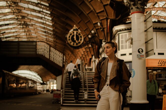 Edinburgh Photo Shoot - capture your memories ! - Posing help that actually works when you’re camera-shy